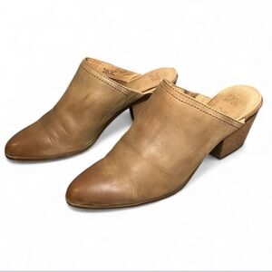 Frye Jacy Tan Leather Mules boho western leather pointed toe scandi girl